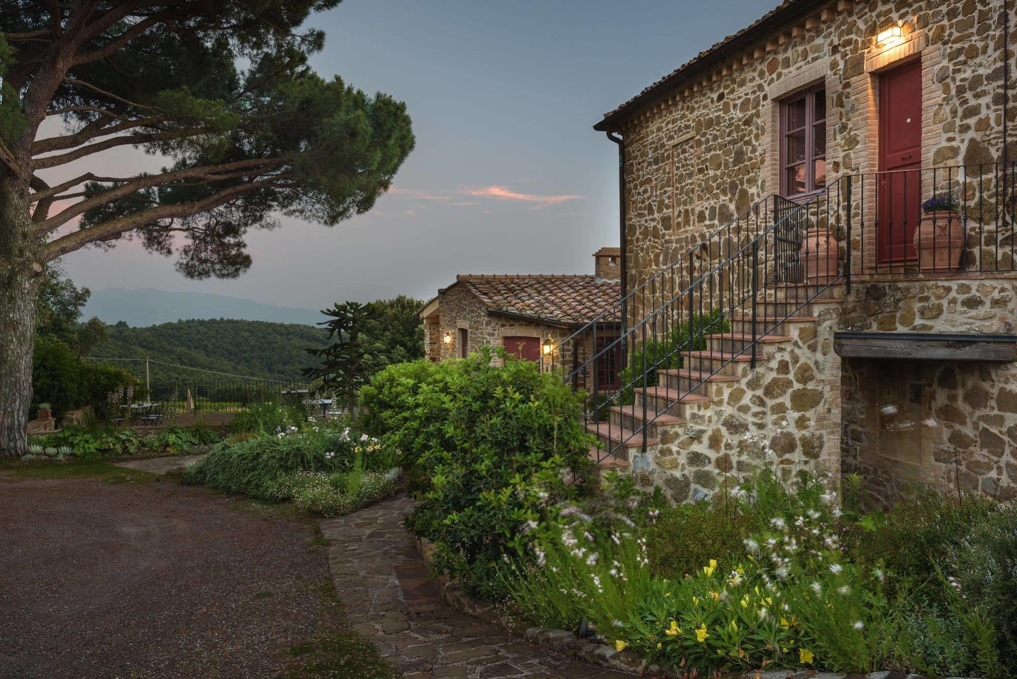 Le Ragnaie Villa Montalcino Bagian luar foto